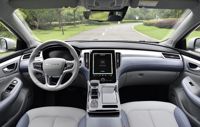 620km超长续航/清新淡雅内饰 荣威r er6实力如何-图2