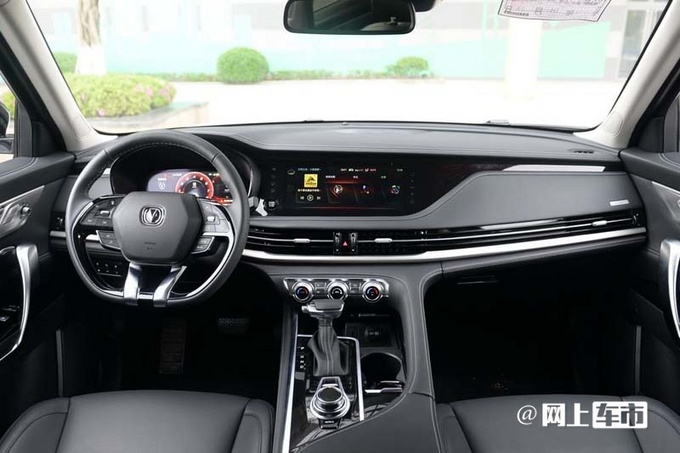 长安新CS95最新实拍酷似路虎发现 或搭2.0T+8AT-图10