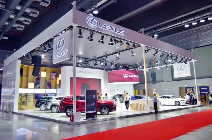 雷克萨斯10月35日泰州医药城车展圆满落幕