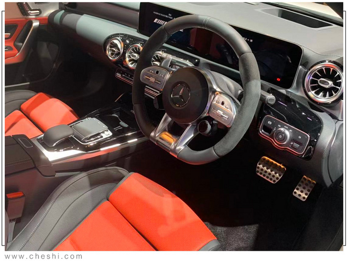 梅赛德斯-AMG A35正式亮相搭2.0T/国内将上市-图3