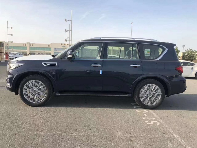 純正美國血統英菲尼迪qx80港口現車報價優惠