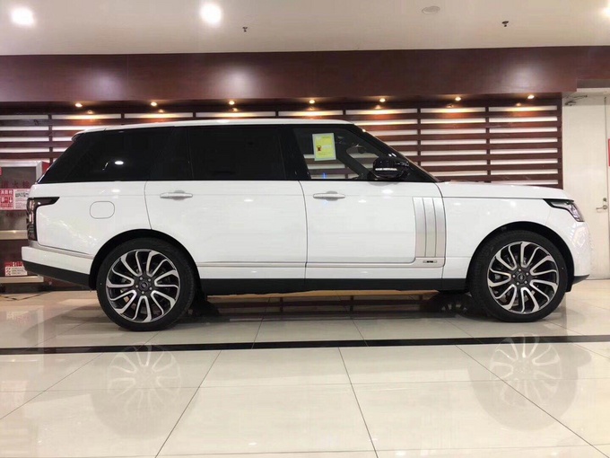 路虎揽胜创世加长版 越野界大咖闻名世界