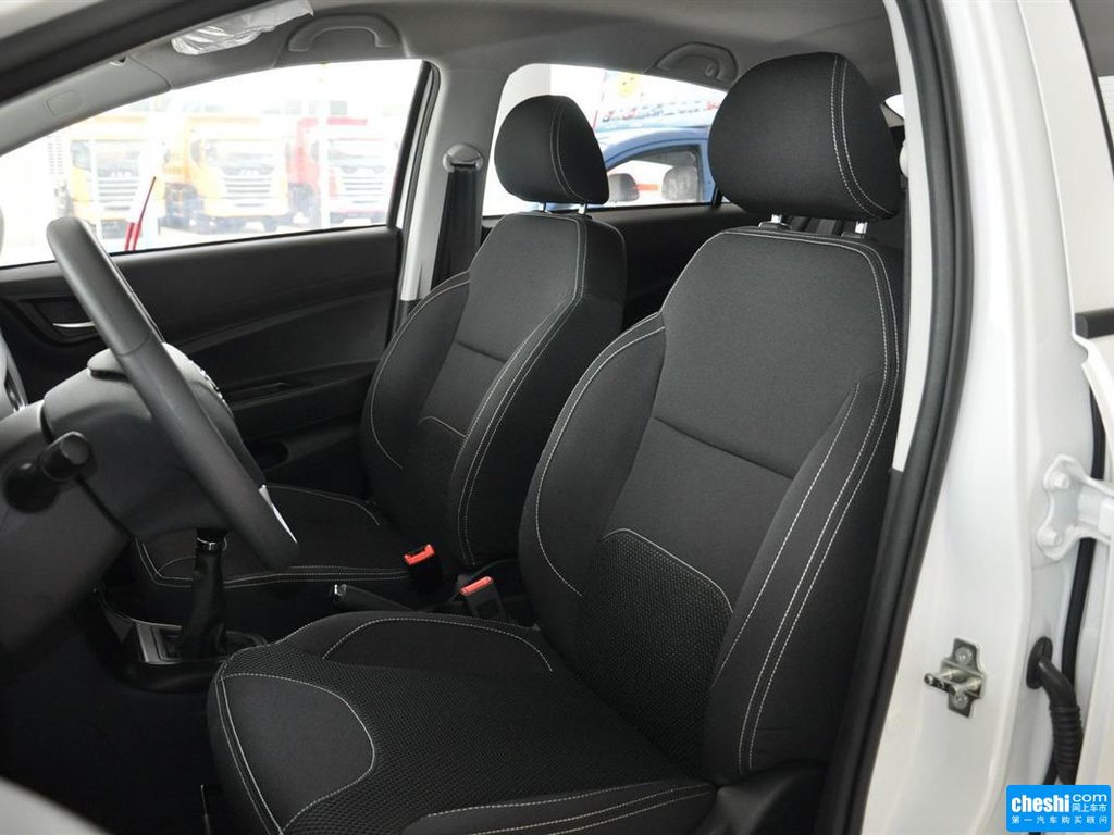 中华h230 2012款 1.5l 手动舒适型座椅空间图片(111/122)_网上车市