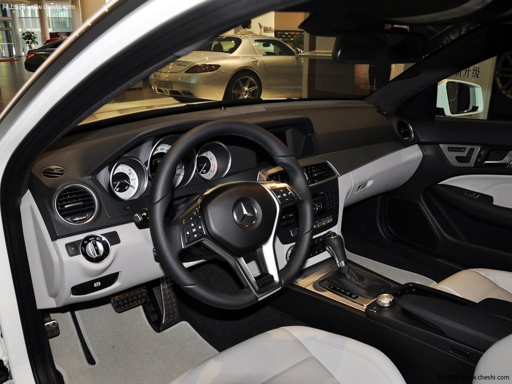 奔驰c级(进口) 2013款 奔驰c180 轿跑车图片