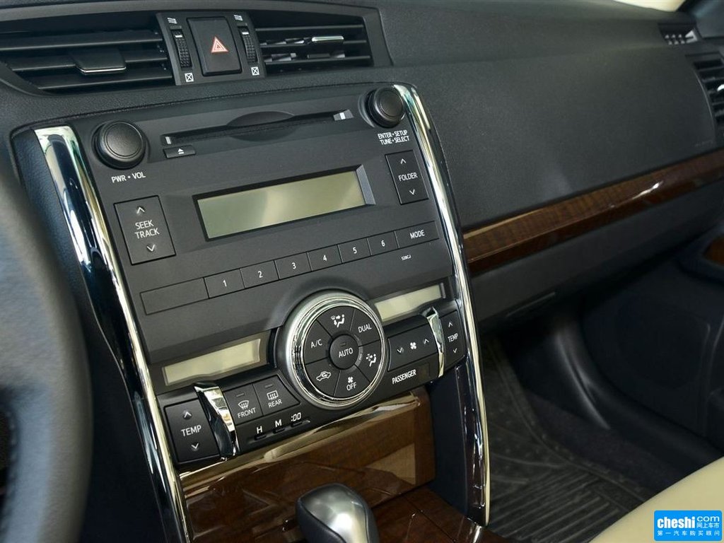 宝石珍珠白色锐志内饰中控图片(36/141)_网上车市