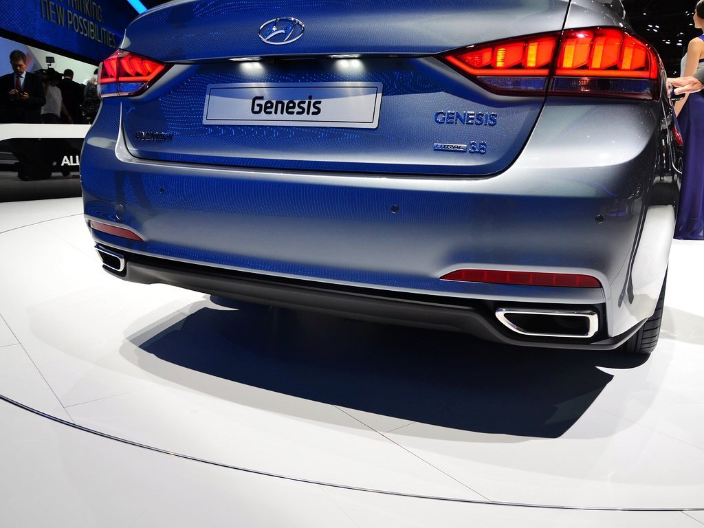 劳恩斯genesis 图片