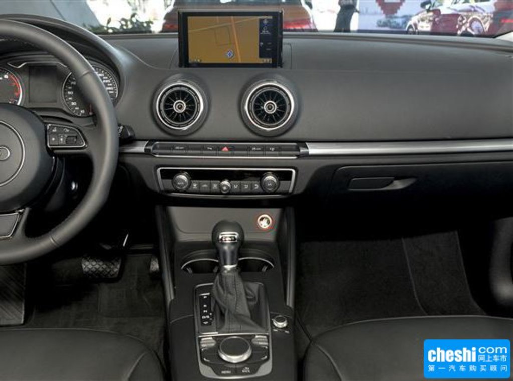 冰川白奥迪a3 2015款 sportback 40 tfsi舒适型内饰中控图片(25/25)