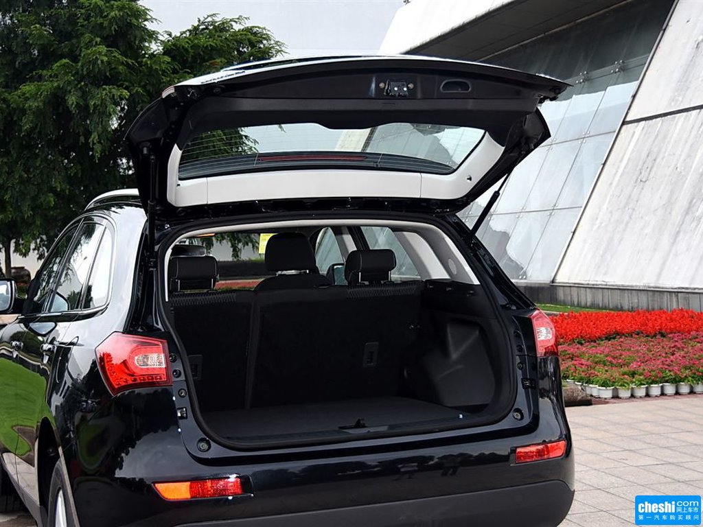 魅影黑众泰t600 2015款 1.5t 手动精英型座椅空间图片(2/16)_网上车市