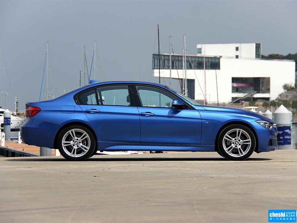 提示:支持键盘翻页 ←左 右→             宝马3系2016款 320i m运动