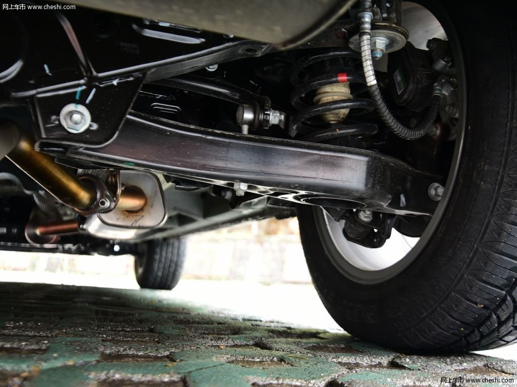 吉利汽车车系大全报价 57552293a05f0.jpg