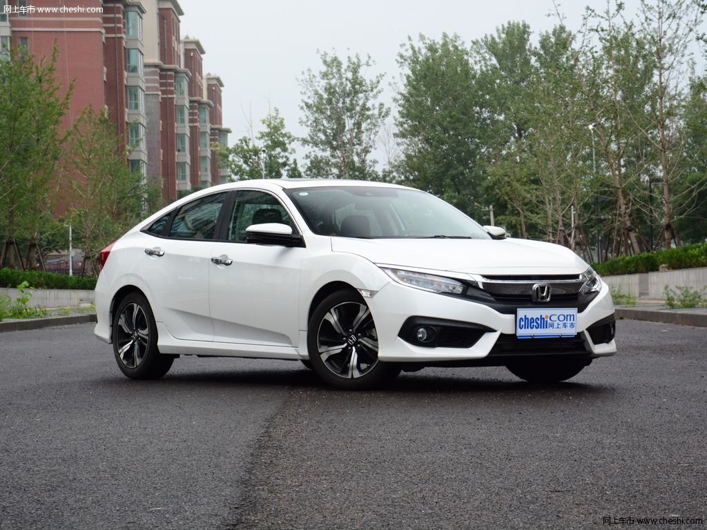 思域2016款 220turbo自动尊耀版外观整体图片(1/32)_网上车市