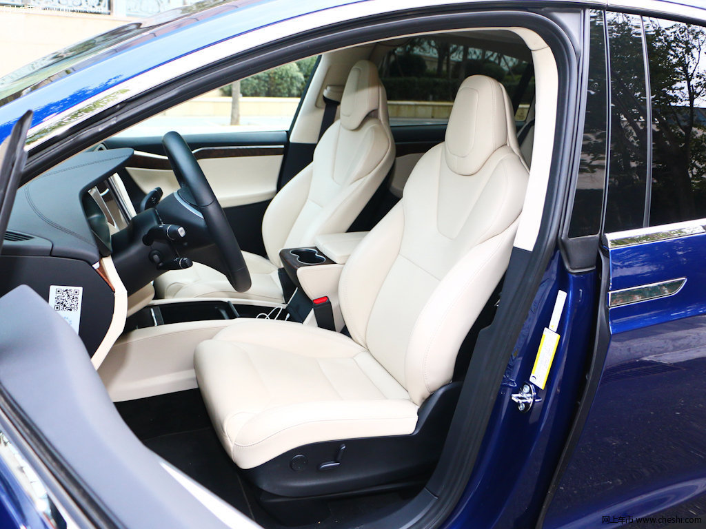 深海蓝model x 2017款 model x 100d长续航版座椅空间图片(1/28)_网上