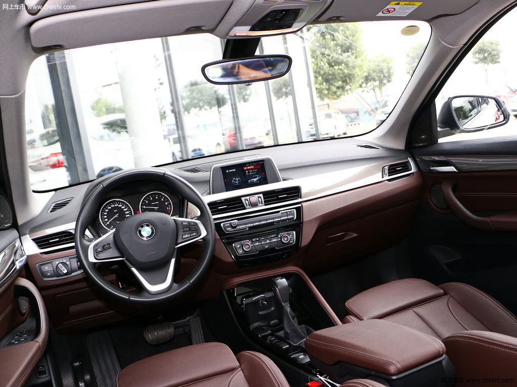 雪山白宝马x1 2019款 sdrive18li时尚型内饰中控图片(11/41)_网上车市