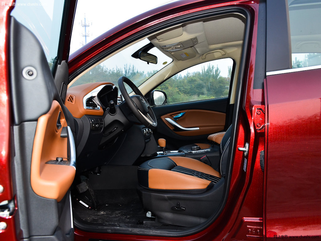 东南dx7 2018款 1.5t自动豪华型座椅空间图片(3/22)_网上车市