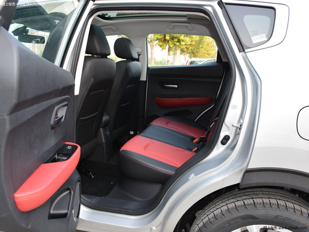 哈弗h2s 2018款 蓝标 1.5t双离合豪华型座椅空间图片(4/14)_网上车市
