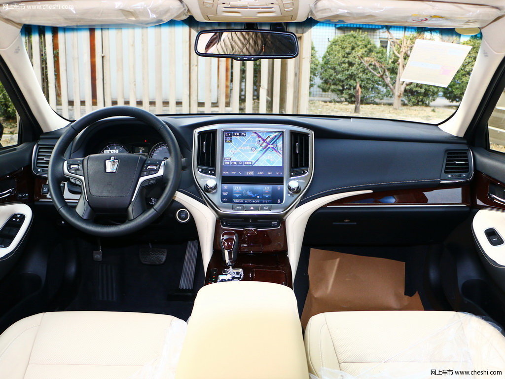 皇冠2018款 2.0t精英版内饰中控图片(33/78)_网上车市