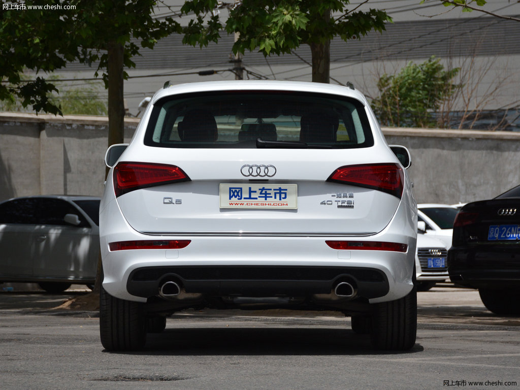 朱鹭白奥迪q5 2018款 典藏版 40 tfsi进取型外观整体图片(6/9)_网上车