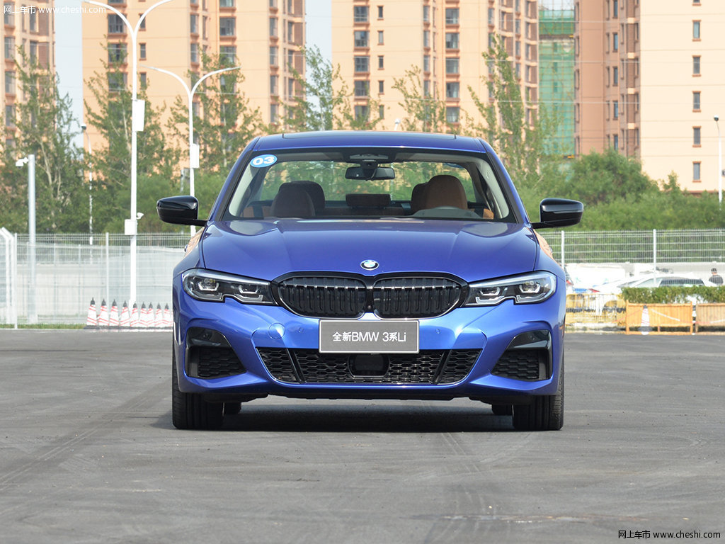 支持键盘翻页 ←左 右→             宝马3系2020款 325i m运动套装