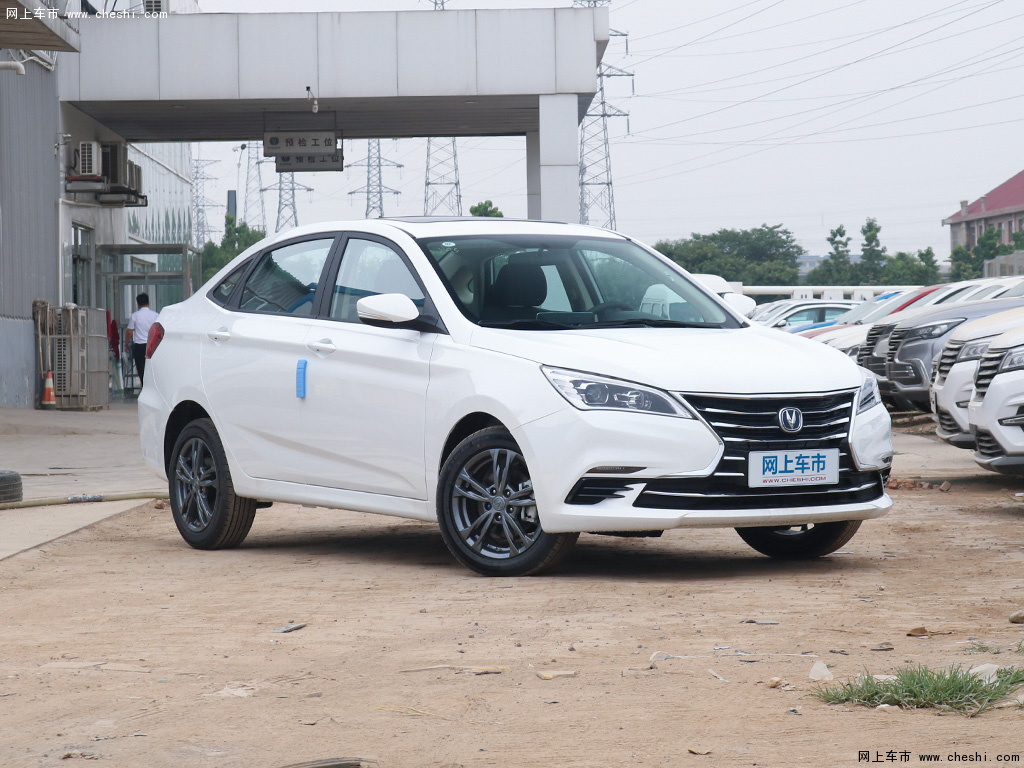 汽車圖片 長安 逸動dt 2019款 1.