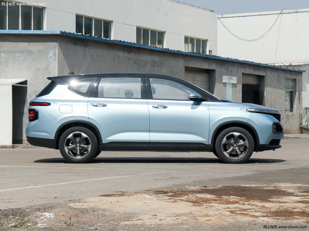 新宝骏rm-5 图片