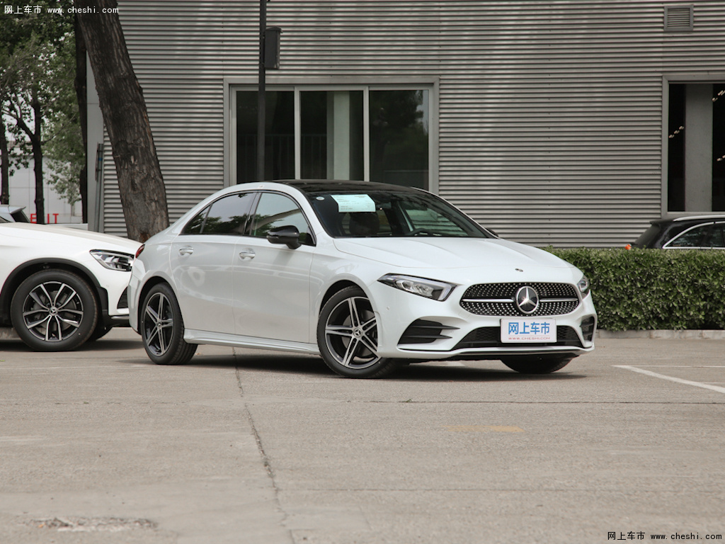 提示:支持键盘翻页 ←左 右→             奔驰a级2020款 a 220 l