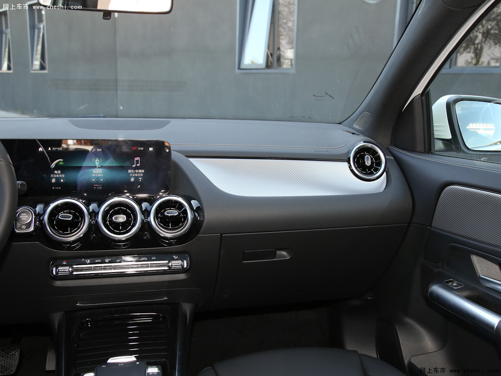 奔驰gla 2020款 gla180内饰中控图片(10/53)_网上车市