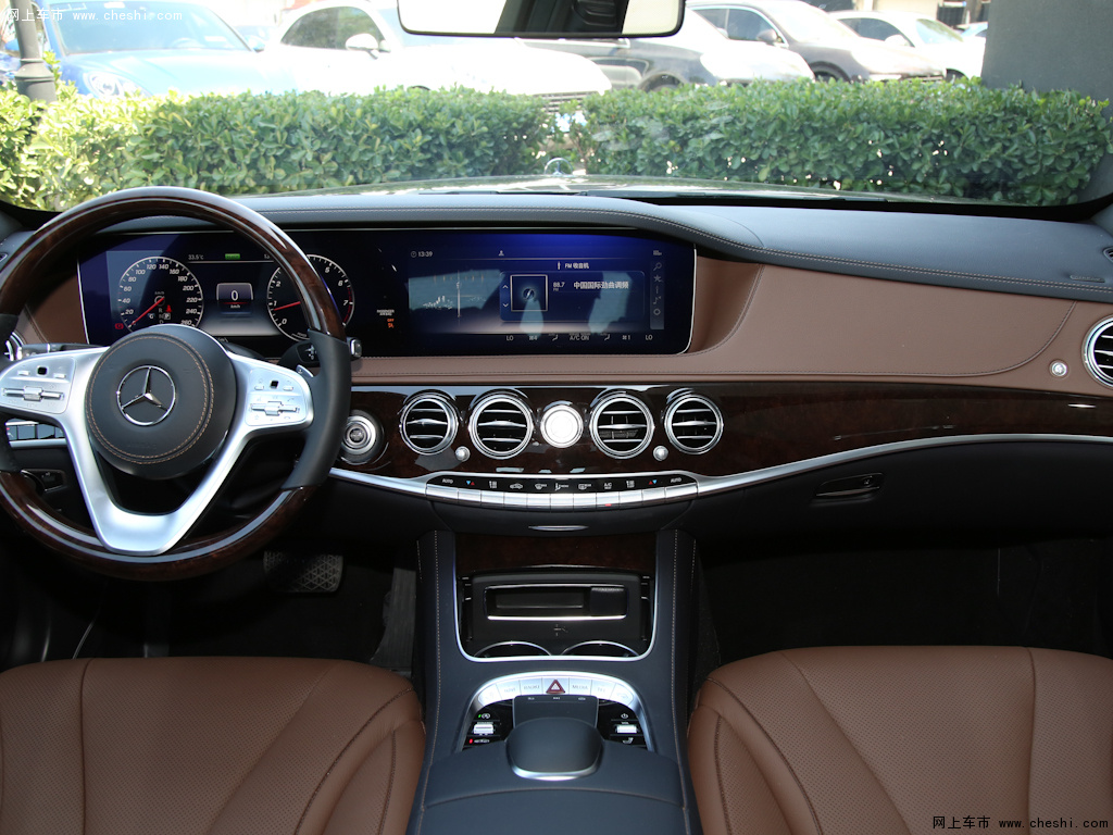 奔驰s级 2020款 s 350 l 尊享型臻藏版内饰中控图片(3/58)_网上车市