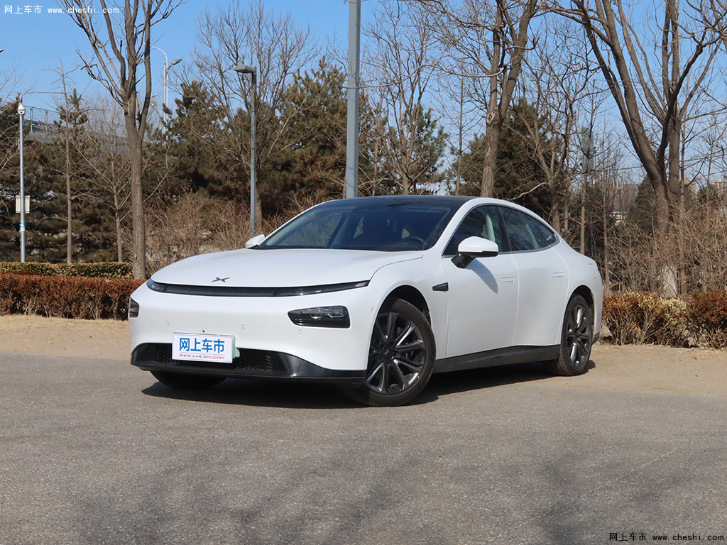 小鹏汽车p7 图片