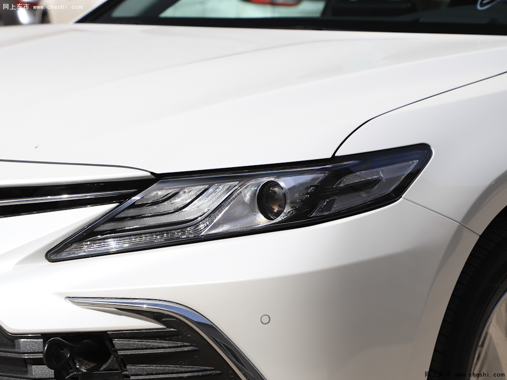 珍珠白凯美瑞 2021款 2.0g豪华版外观细节图片(9/26)_网上车市