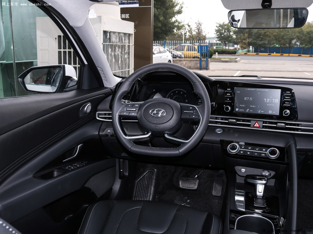黑色伊兰特 2021款 1.5lglx精英版内饰中控图片(1/39)_网上车市