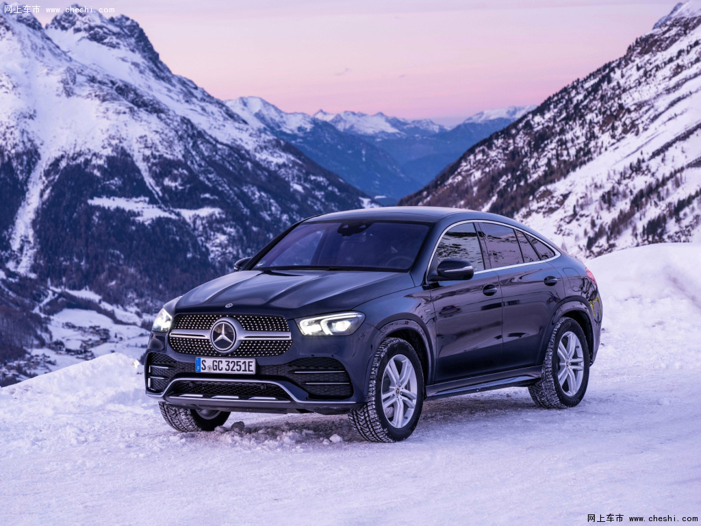 奔驰gle coupe新能源 2021款 gle 350e 4matic轿跑suv外观整体图片(9