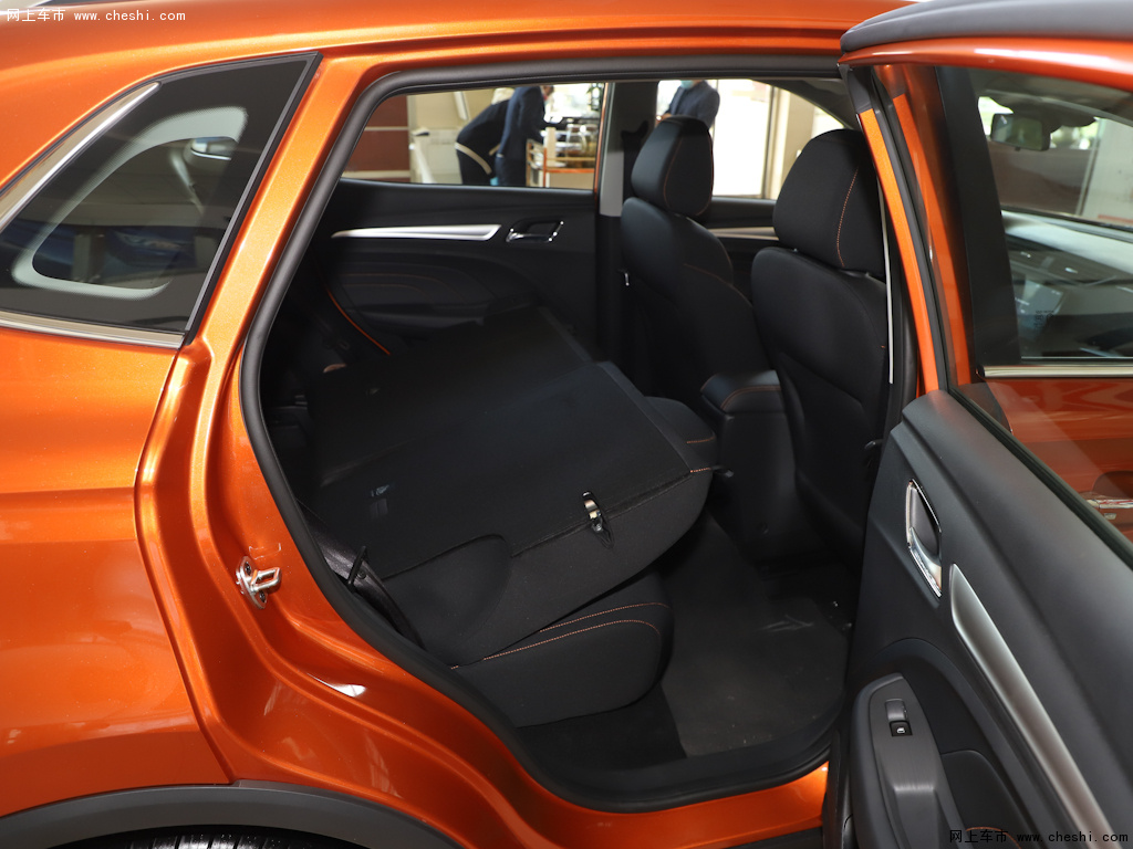 黑色荣威rx3 2021款 pro 1.6lcvt精英型座椅空间图片(9/9)_网上车市