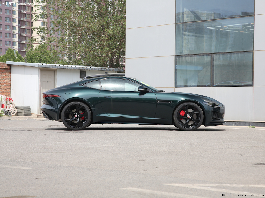 英国绿捷豹f-type 2021款 p380全驱v6赛道传奇版外观整体图片(4/8)