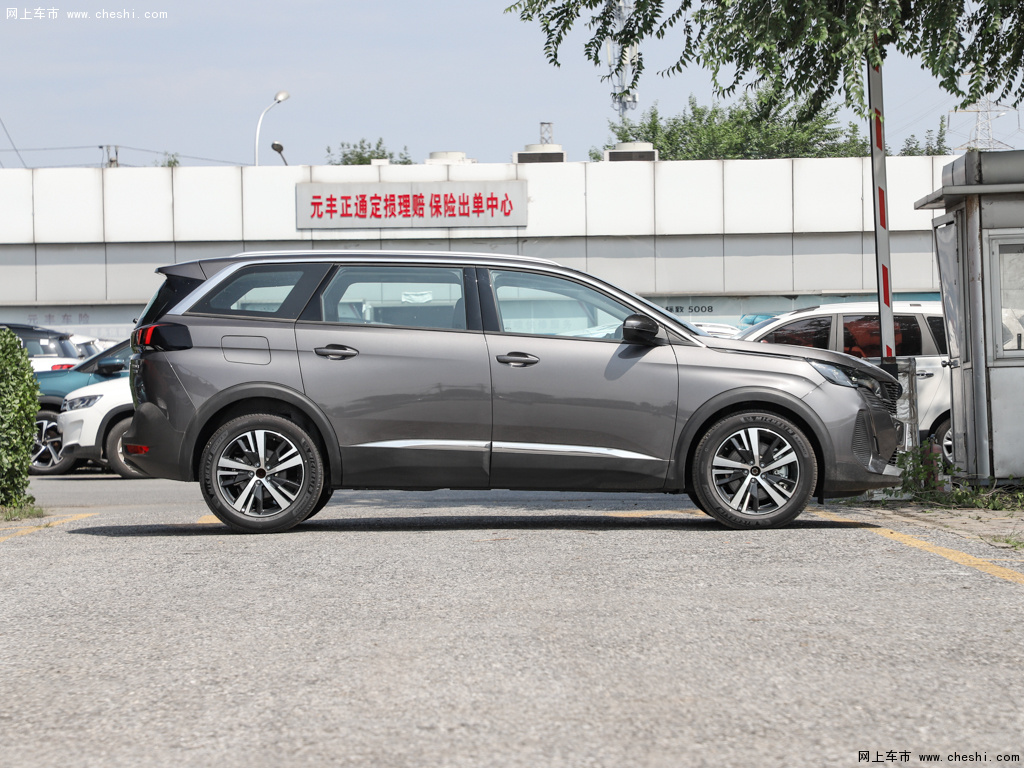青岩灰标致5008 2021款 400thp7座实力版外观整体高清图片(4/8)_网上