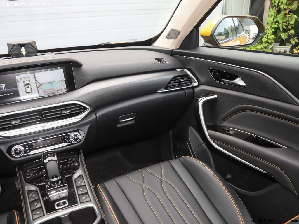 黑色奔腾t77 2021款 pro 280 tid自动尊贵型内饰中控图片(2/46)_网上