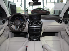 奔驰新glc轿跑48.95万起售尺寸升级>240_180