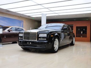 2013款6.7L 自动加长版(EWB)