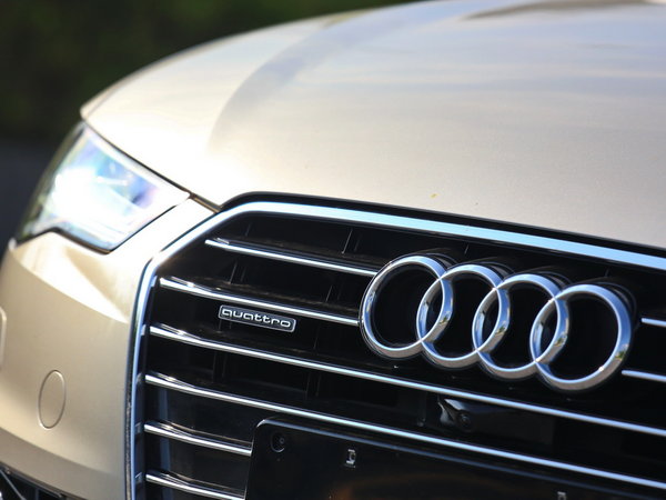 一汽奥迪  45TFSI