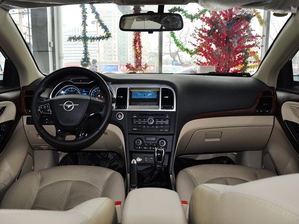 昆明博尧海马m8降价促销购车优惠4000元