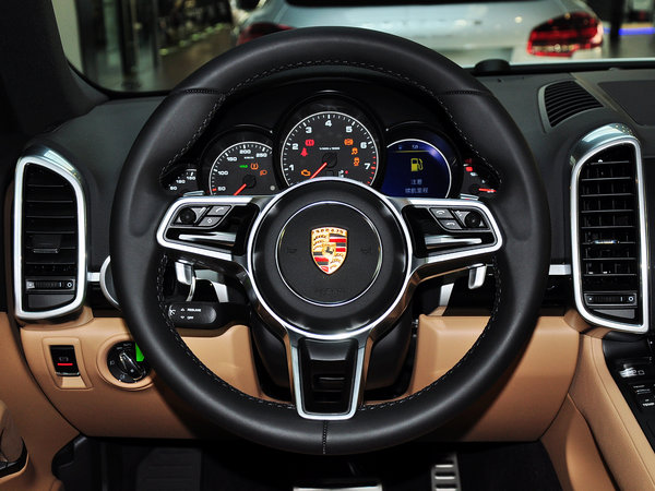 保时捷  cayenne 3.0t 方向盘整体