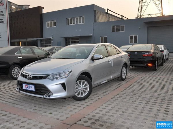 丰田凯美瑞最高优惠25万现车足