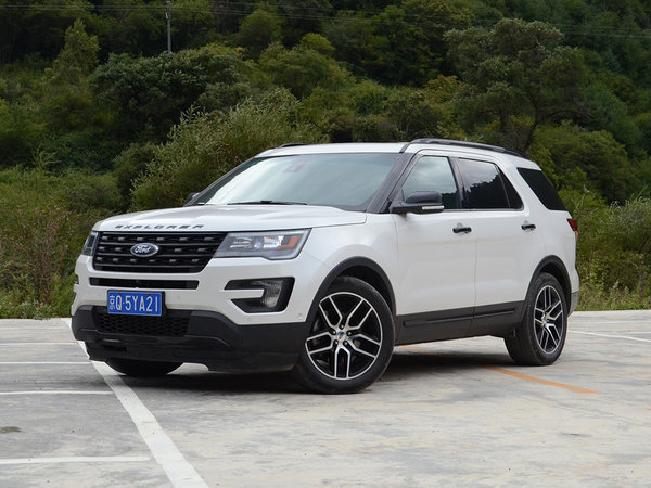 3t激情越野探险者全新到店,配置堪比豪车霸气十足,2016款福特探险者