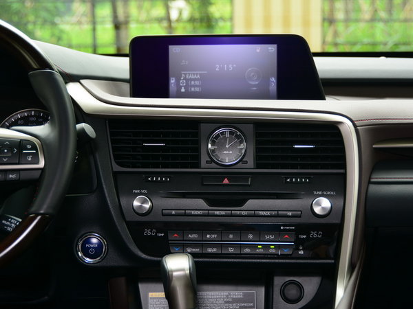 雷克萨斯 rx 450h 中控台