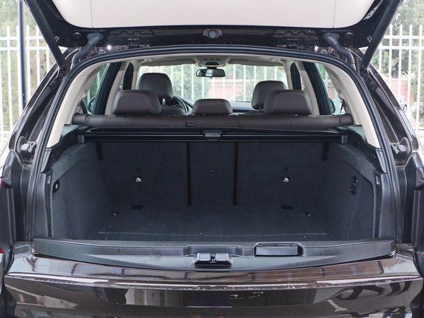 2017款宝马x5解析越野神车标准豪华装备