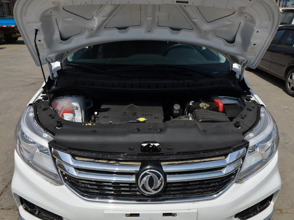 东风风行  景逸x3 1.5l 发动机舱