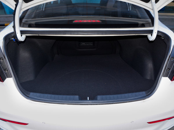 现代名图最高优惠23万降价竞争思域