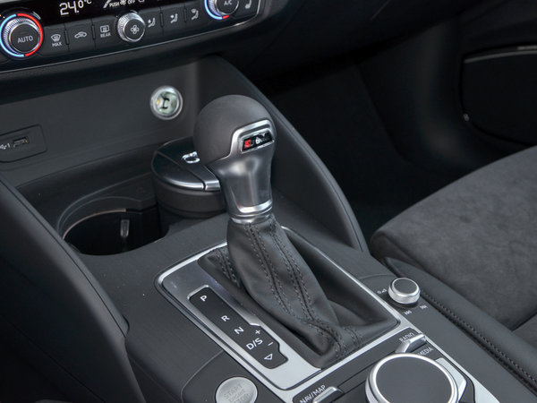 20万左右拿下豪华两厢车 紧凑车四台导购_奥迪a3_天津车市-网上车市