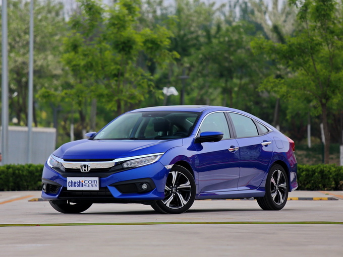 东风本田  220turbo 左前正45度