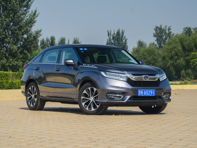 广汽本田  240turbo 右前正45度