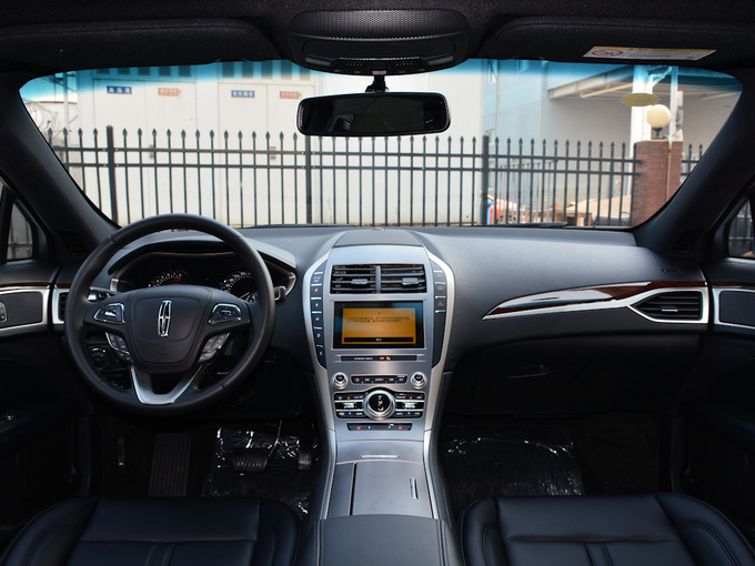 林肯  2.0t 尊享版 大中控全景